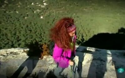 Pepa Plana escalade le Mont Caro